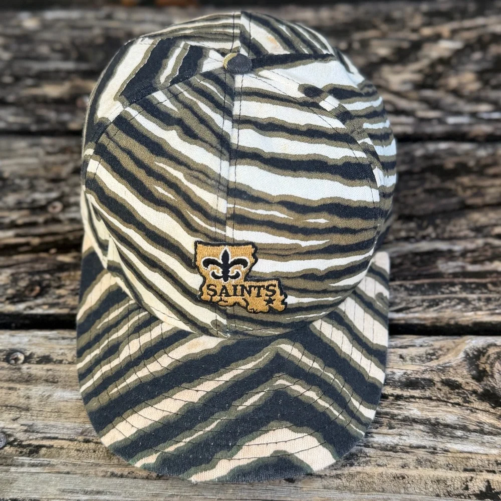 Vintage 90’s New Orleans Saints ZUBAZ AJD All Over Zebra Print Snapback Cap M7